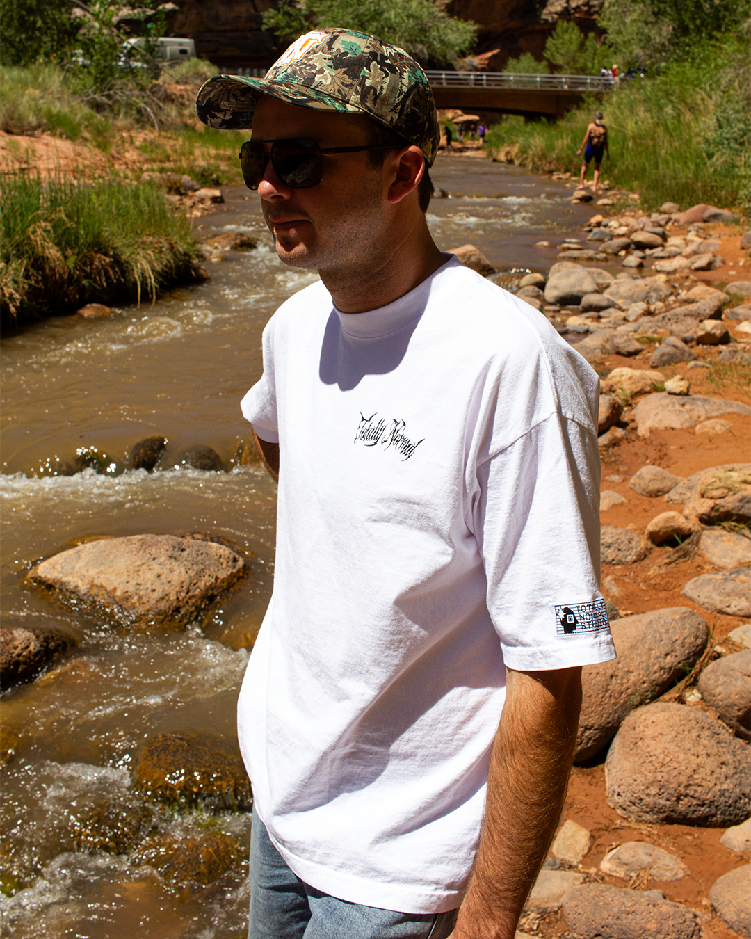 SCRIPT TEE WHITE (ON SALE)